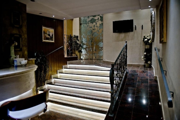 Hotel Flowers (Sivrić Mahala)))